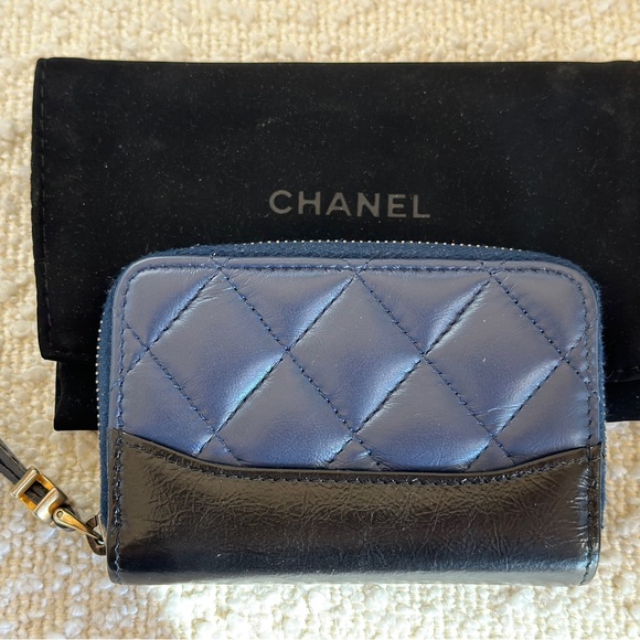 🌴SOLD🌴 Authentic Chanel Gabrielle Zippy Card Holder Blue Black CC - Picture 2 of 11